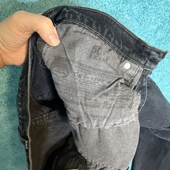 Levi’s 501 Women’s BlackJeans Sz 28x28 Button Fly Skinny Fits 28x27.5 Distressed - Picture 14 of 16